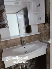  9 محل للايجار - مقابل مجمع المحاكم في طولكرم  - بين بنك فلسطين الإدارة و مطعم كزودة