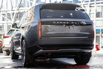  10 Range Rover Vogue 2024  Plug in hybrid