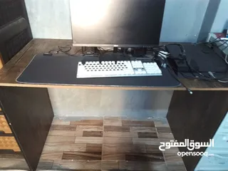  3 مكتب مستعمل + كوميدينا خفيف وكويس جدا وبسعر رخيصصصصص