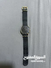  1 ساعة رجالي (Daniel wellington) اصلية