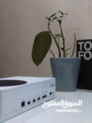  3 Xbox series s  اقره الوصف