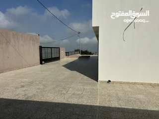  29 بيع بيت مستقل (فيلا) بالسلط  دعم الغزالات ,ام جوزة، تشطيبات فاخرى، بناء 230م ترسات 400م ,900م ارض