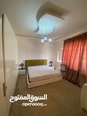  4 شقة للإيجار في زاوية الدهماني بالقرب من جامعة الحاضرة الدور السابع