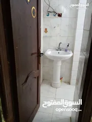  5 شقة فارغة للايجار