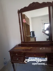  7 مومبيليا خشب  قوي لون بني كاملة  مستعملة  تصليح بسيط