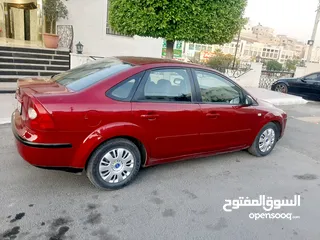  4 فورد فوكس فحص موديل 2006 بحالة الشركه بسعر مناسب