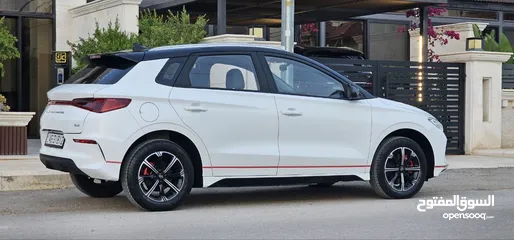  8 BYD  E2 2020 البطارية الكبيرة 48 كيلو واط ممشى قليل فحص كامل حره جديد جمرك جديد