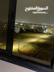  1 شقه مميزه طابق الثالث اخير  لا يوجد تسويه للبيع اربد - الصريح -خلف قصر السعدي  منطقه هادئه