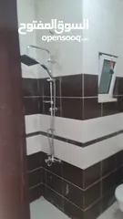  1 شقه مفروشه للإيجار اسبوعي او شهري بموقع متميز وتشطيبات سوبر ديلوكس
