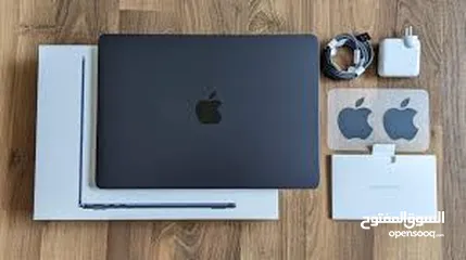  4 MacBook Air M2 13.6”  8GB / 256GB  جهاز Active فقط مع الكرتونة