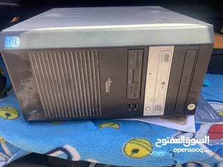  1 كيس كمبيوتر يحتوي  اثنان DVD