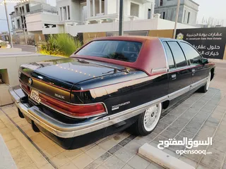  2 Buick Roadmaster 1993