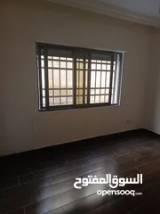  16 شقه ارضيه مميزه