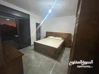  5 شُقَّة مَفروشة 3 غُرَف في الطيرة موقع ممتاز لم تُسكَن مِن قَبل