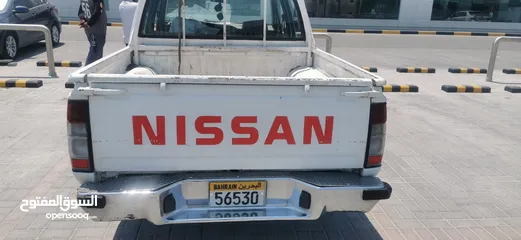  6 Nissan pick up 1998