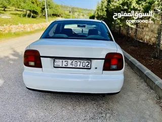  4 سوزوكي بالينو 2001