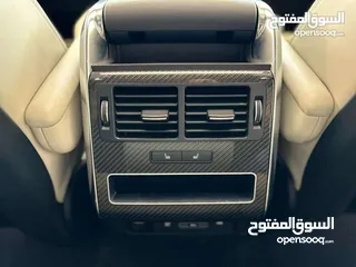  28 Range Rover sport p400e ‏Autobiography Plug-in Hybrid