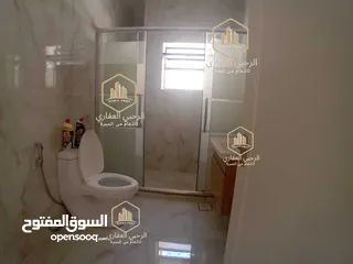  12 شقة / للايجار / 2نوم / ارضية مع حديقة / قرب مكه مول / خلدا