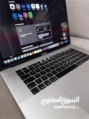  2 MacBook pro 3018