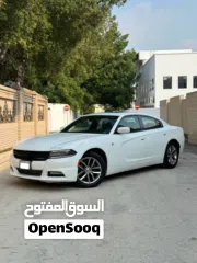  1 DODGE CHARGER SXT 2016 V6 FULL OPTION - SINGLE OWNER - AGENCY MAINTAINED - EXCELLENT CONDITION CAR!