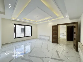  8 شقة بتشطيبات مميزه طابق ارضي مساحة 240م باجمل منطاق خلدا (مشروع 107)