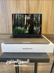  1 MacBook Pro M1 Max 14” 32GB RAM / 1TB SSD  مستخدم بحالة ممتازة – بطارية 98%