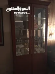  1 فضيه استعمل خفيف لايوجد اي كسر. او ضربات سعر 150 بوفيه استعمل.خفيف بس في اكم ضربه  بدها دهان