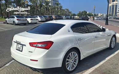  17 Maserati Ghibli 2015