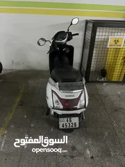 1 سكوتر هوندا اكتيفا للبيع مستعمل