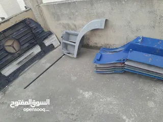  20 قطع شاحنات مرسيدس اصلي  للبيع