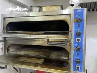  3 فرنين مستعملين بحالتي ممتازة