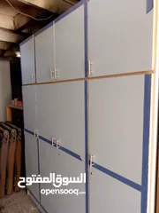  2 اي خزانه خشب لاتيه تفصيل ثقيل مستعمل نضيف