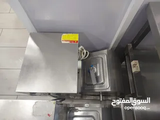  2 ماكنة تتبيل فاكيوم مستعمل نظيف