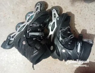  1 سكيت للبيع بسعر جميل باللون الاسود