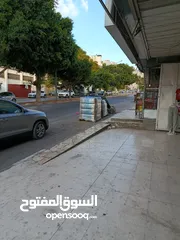  3 محل للبيع او الايجار