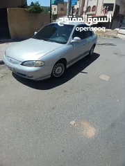  1 هونداي افانتي 1995