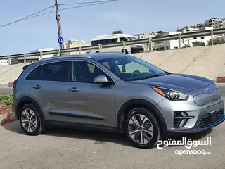  15 كيا نيرو كهرباء 2022 فل الفل عدا الفتحه فحص كامل بحال الوكاله وارد امريكي