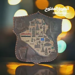  2 لوحة من الجلد الطبيعي خريطه.      ...........