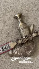  4 خنجر عمانيه اصل زراف هندي ونصله قديمه بحالتها