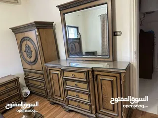  6 سرير مجوز وكومدنتين وتسريحه خشب لتيه وزان بحاله ممتازه بدون خزانه