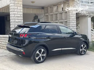  3 Peugeot 3008Gt lINE