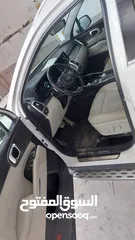  4 KIA سورنتو2023