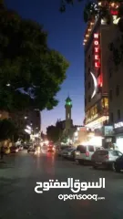  2 في رفيديا محل للبيع بالخلو مساحة 38 متر مع ساحه امامية 18 متر موقع حيوي قرب المستشفى العربي