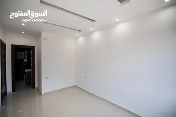  4 عرض خاااص و لفنرة محدودة شقة   طابق ارضي في ابو علندا الجديدة
