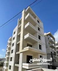  4 شقة طابق اخير في سطح مرحبا للبيع