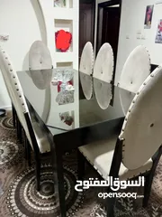  2 طاولة سفرة 8كراسي مستعمله للبيع