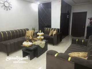  1 عفش مستعمل بحاله الوكاله استعمال عرسان للبيع بسبب السفر