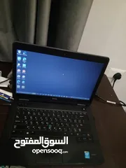  1 لابتوب ديل مواصفات جيده جدا والاابتوب مستعمل استعمال خفيف