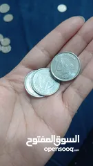  4 عملات معدنيه