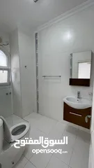  4 Villa for rent in Ghubrah فلة للايجار غبرة